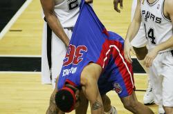 米乐官方网站 -关于转折点尼斯临场应变；NBA季后赛国际比赛日攻防权衡；底气十足；控场能力受关注的信息